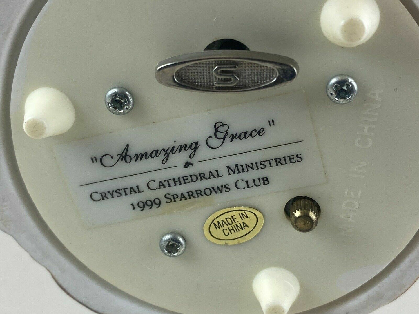 Crystal Cathedral Miniseries 1999 Sparrows Club "Amazing Grace" Music box (4.5")