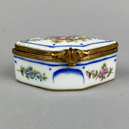 Vintage Limoges France Porcelain White and Gold Color Trim Trinket Box