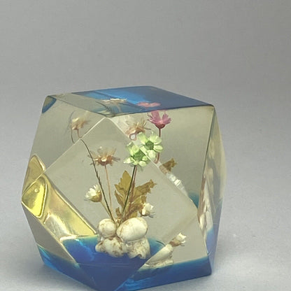 2" Tall Small Vintage Resin Paperweight￼ (Video)