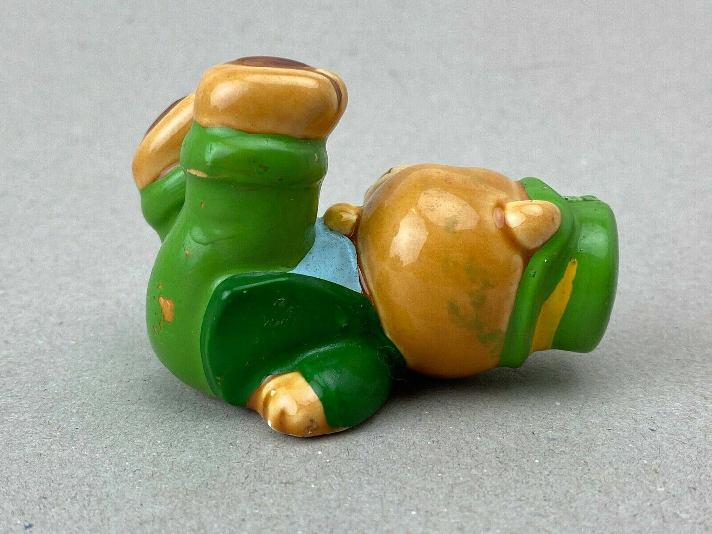 Russ Shamrock Bear Figurines Ceramic High Gloss Saint Patrick's Day