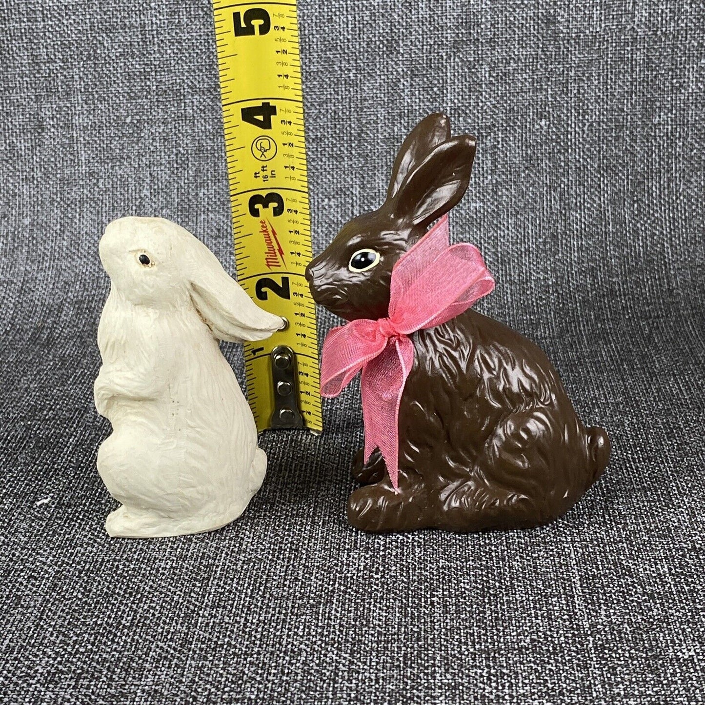 Lot of Easter Decor, Flowers, Chicks, Bunnies, Nightlight