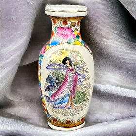 Vintage Hand-Painted Chinese Vase 10" Tall