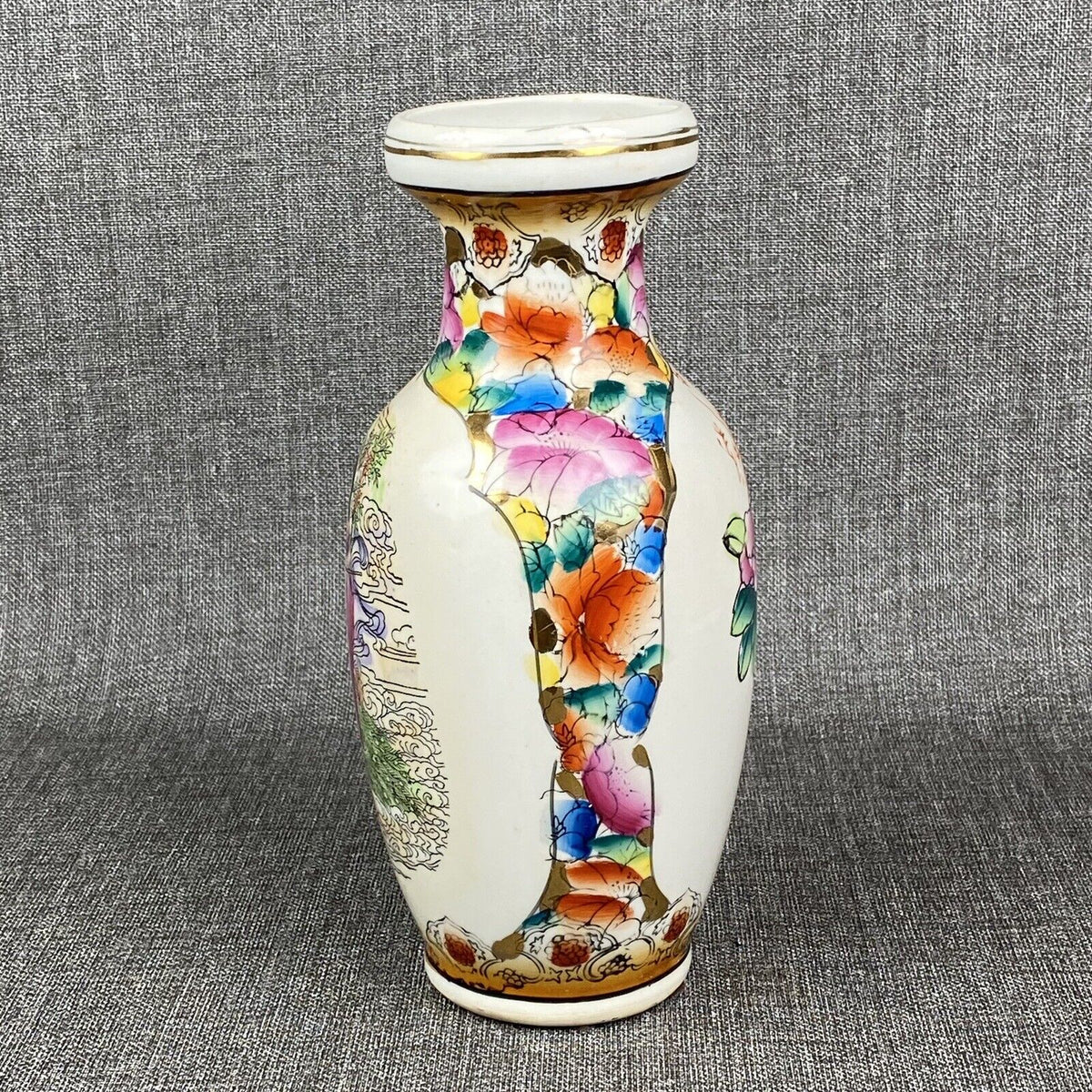 Vintage Hand-Painted Chinese Vase 10" Tall