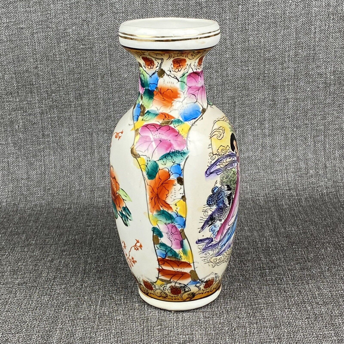 Vintage Hand-Painted Chinese Vase 10" Tall