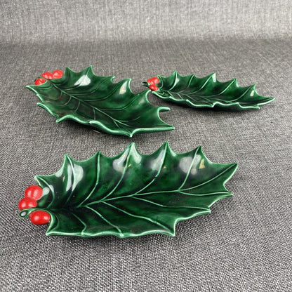 Parham Plates, Green Holly Vintage Christmas Holiday Red Berries - set of 3