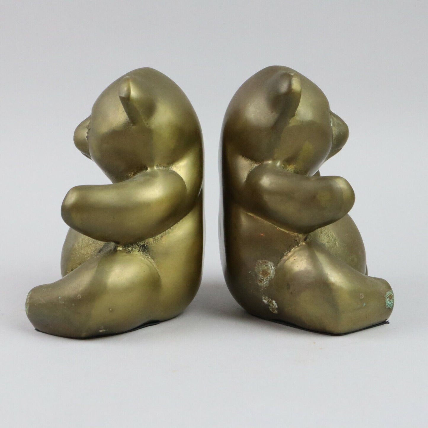 Decorative Crafts Inc. A Solid Pair of Heavy Brass Bear Bookends