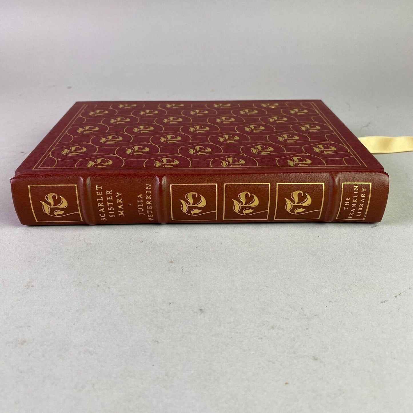 Franklin Library: SCARLET SISTER MARY Julia Peterkin, 1978 Limited Edition