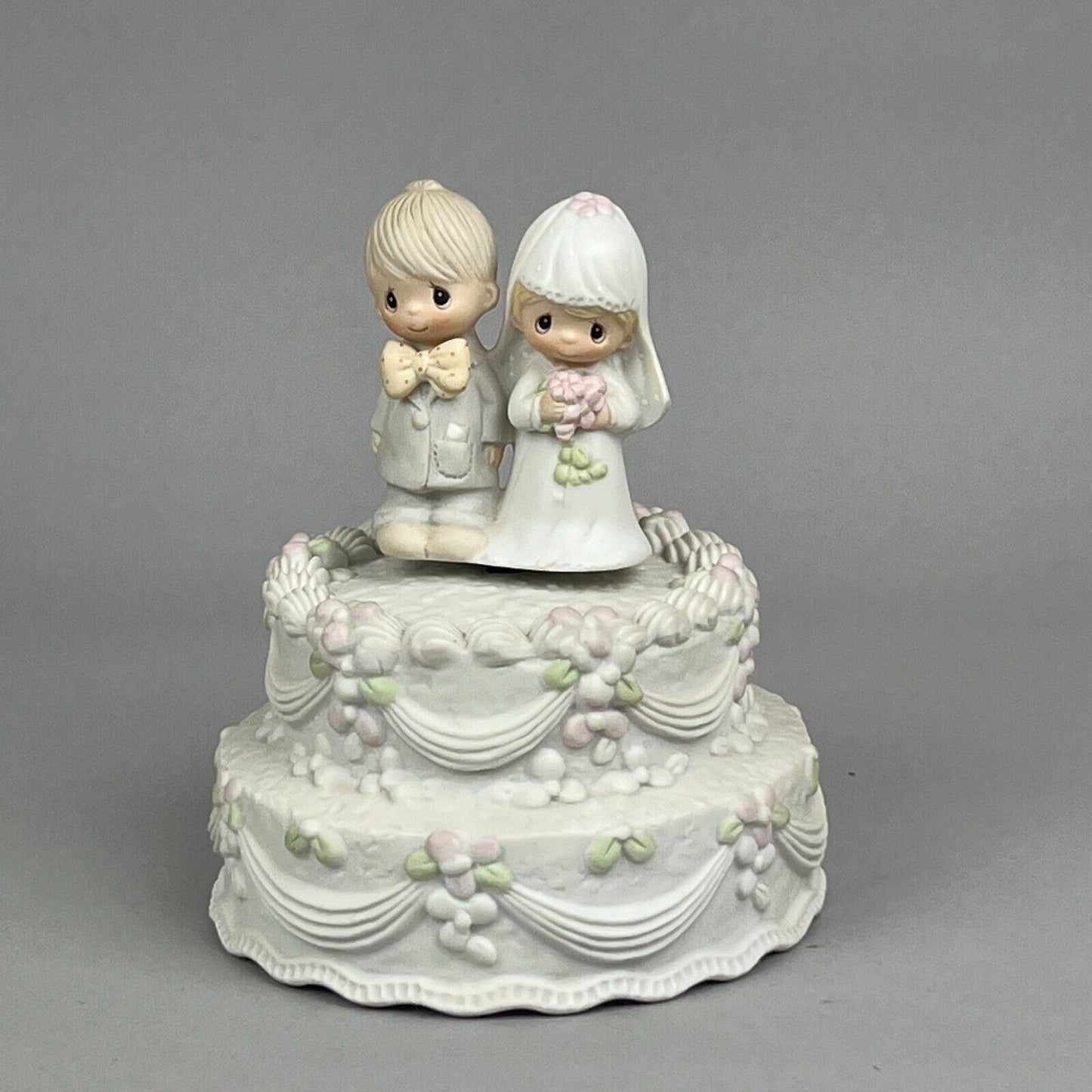 Precious Moments Wedding Cake Music Box with Original Box