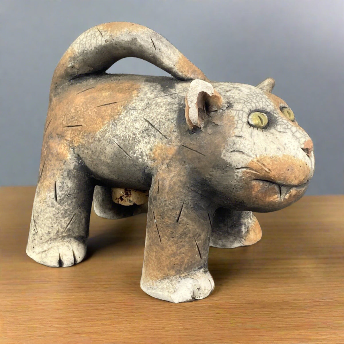 Vintage Unique Cat Pottery Sculpture Bank by Little Mountain Pottery (READ)