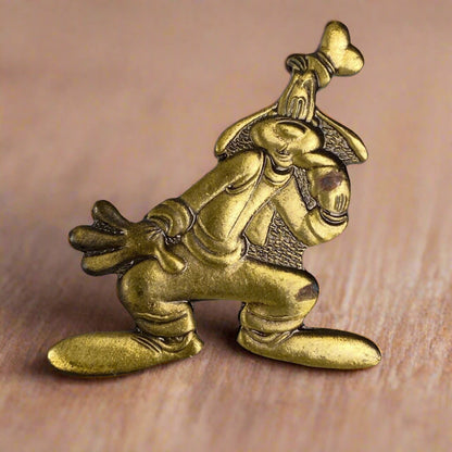 Disney’s Goofy in Marching Band Sparkly Drum Collector Pin Back