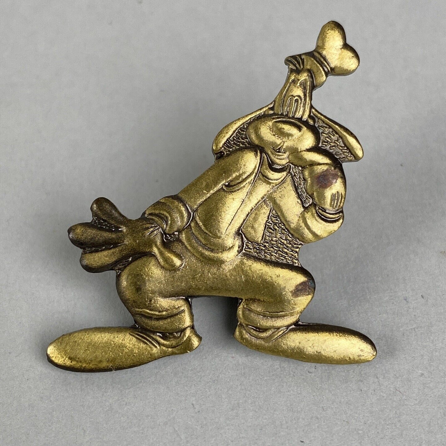 Disney’s Goofy in Marching Band Sparkly Drum Collector Pin Back