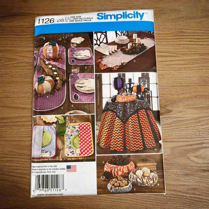 Simplicity Halloween Table Decor 1126 Uncut Pattern