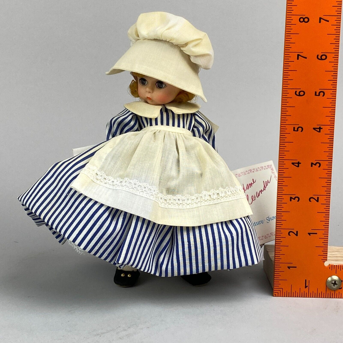 Vintage Madame Alexander Little Maid Girl Doll 423 8"