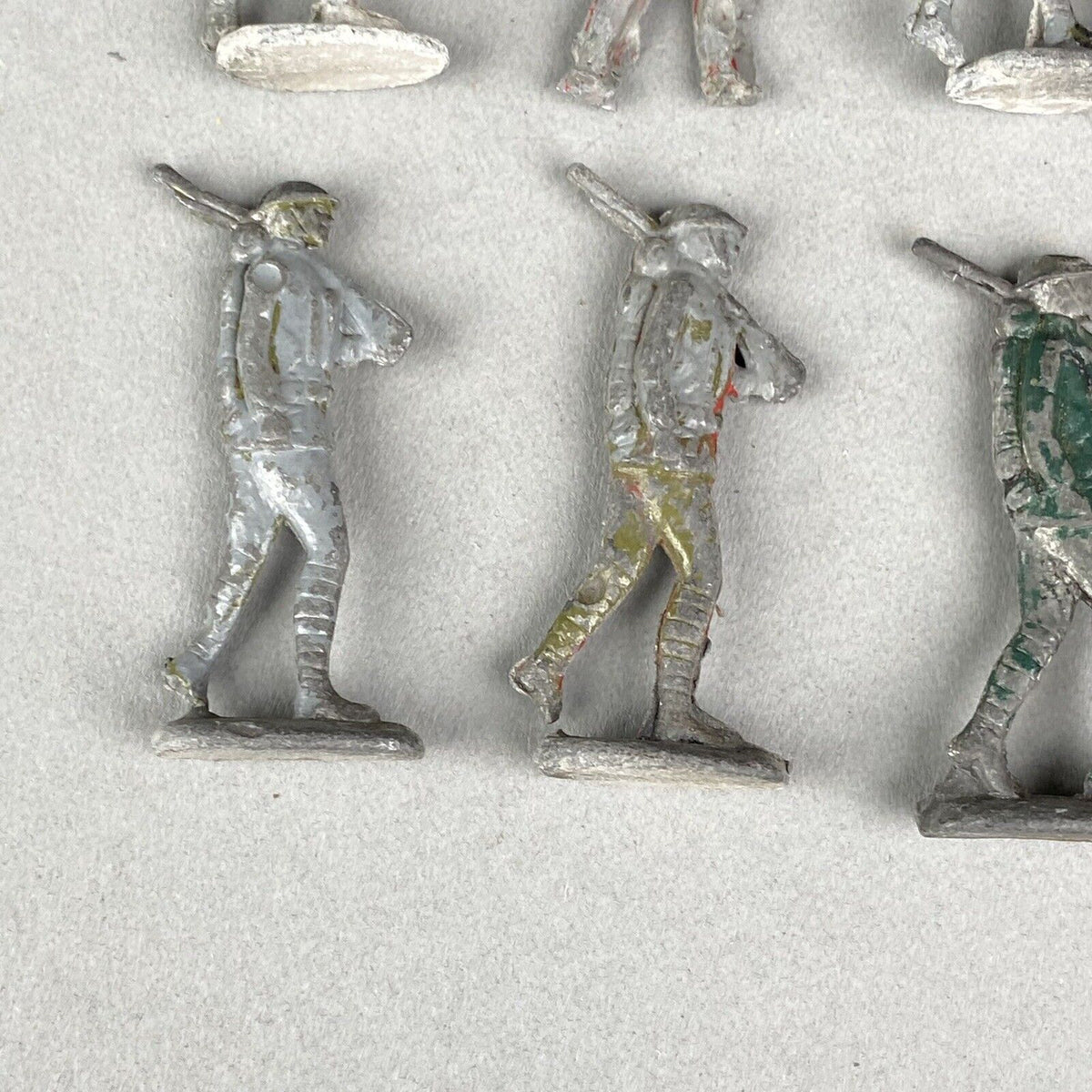 Vintage Lead Toy Soldiers WWI British Marching Soldiers 1.75" tall - Lot of 12