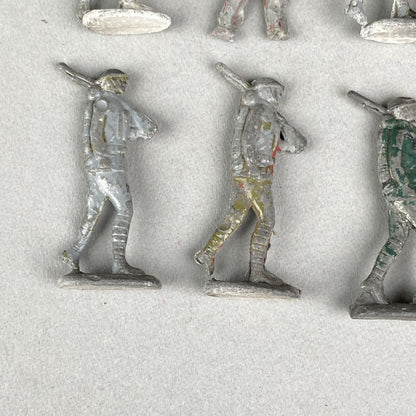 Vintage Lead Toy Soldiers WWI British Marching Soldiers 1.75" tall - Lot of 12