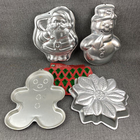 Wilton Cake Pans Christmas Hollidays, Snowman, Santa , GingerMan etc...