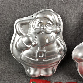 Wilton Cake Pans Christmas Hollidays, Snowman, Santa , GingerMan etc...