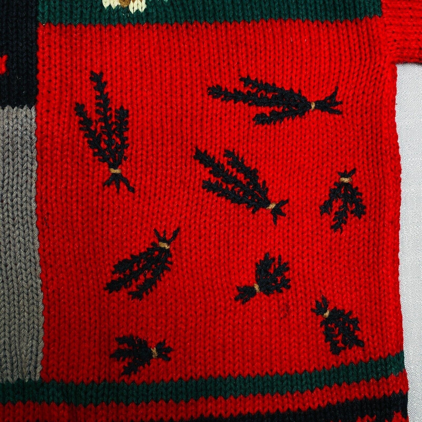 Vintage Skyr Sportswear Patched Style Colors Handknit Sweater Size Small