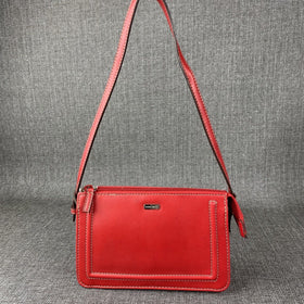 Vintage Nine West Small 8" x 5" Faux Leather  Red