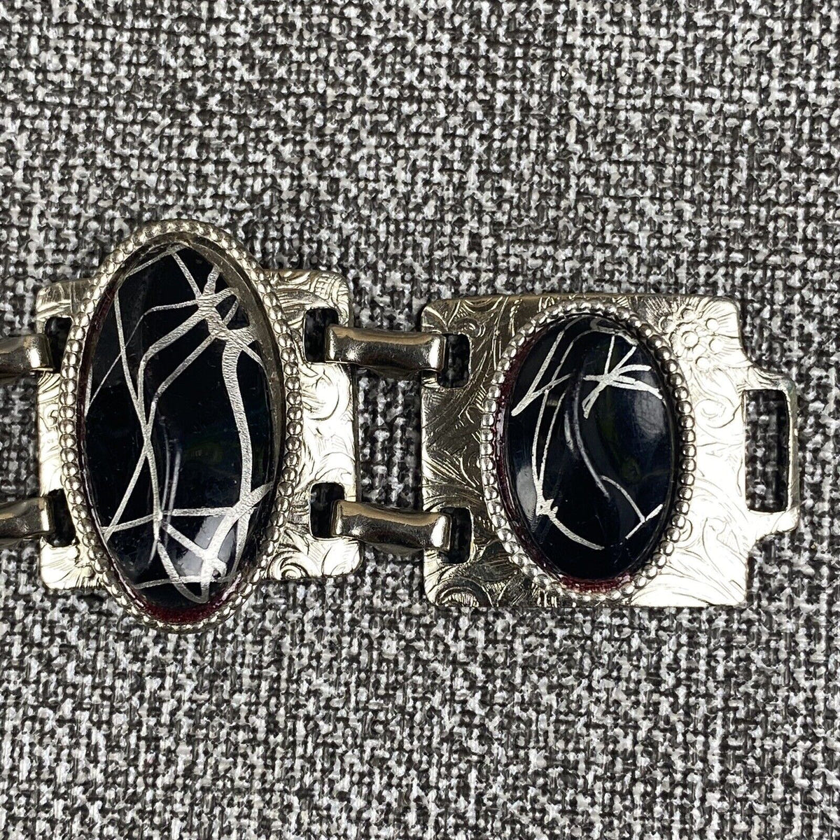 Vintage 7 1/2" Bracelet Black and Silver