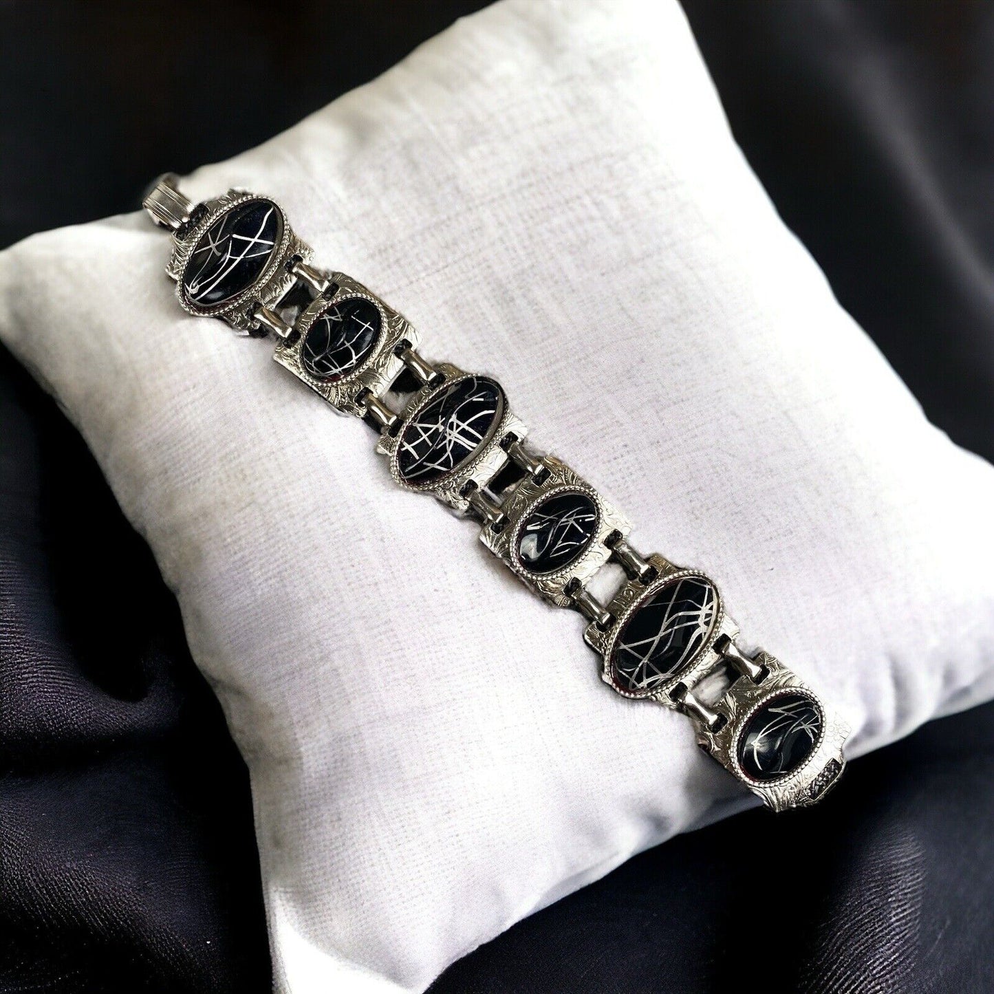 Vintage 7 1/2" Bracelet Black and Silver